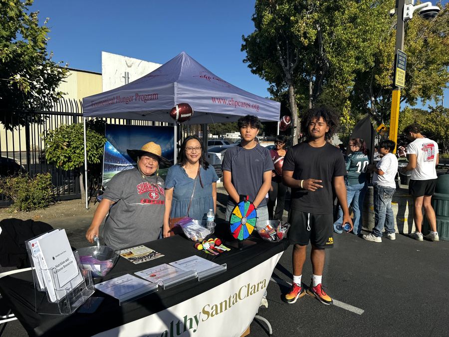 Healthy Santa Clara volunteers at EHP's Blockfest celebration